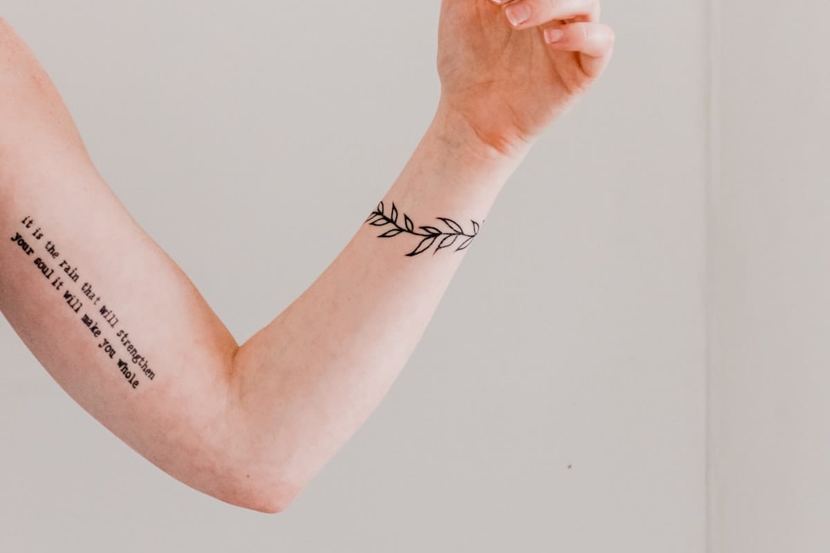 İlk Dövmeniz İçin Minimal & Fine Line Fikirleri